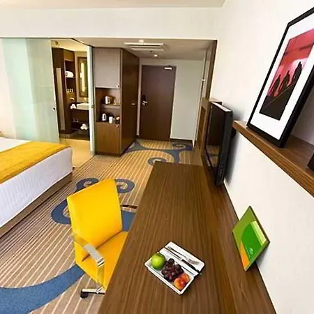 Courtyard By Marriott Wiesbaden-nordenstadt מלון