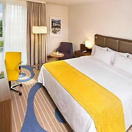 Hotel Courtyard By Marriott Wiesbaden-nordenstadt Wiesbaden