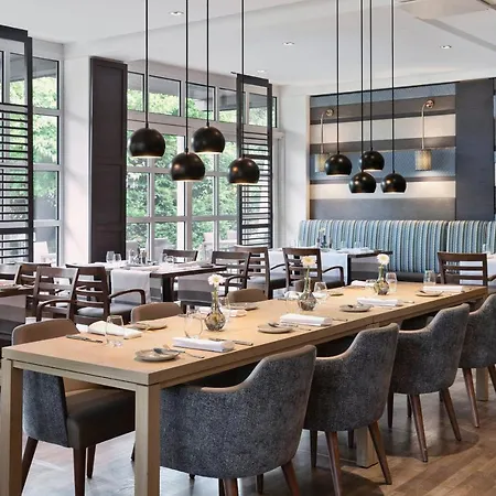 Courtyard By Marriott Wiesbaden-nordenstadt Hotel