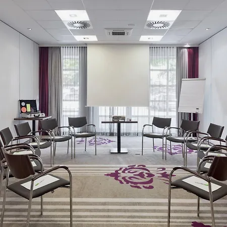 Courtyard By Marriott Wiesbaden-nordenstadt 4*