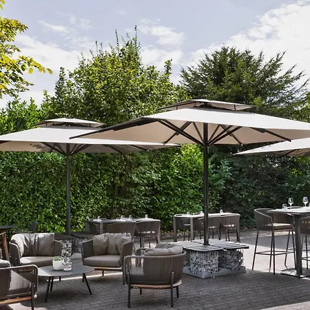 Courtyard By Marriott Wiesbaden-nordenstadt Hotel Wiesbaden