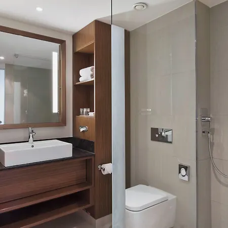 Courtyard By Marriott Wiesbaden-nordenstadt Hotel Wiesbaden