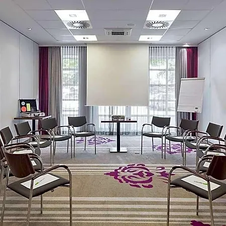 Courtyard By Marriott Wiesbaden-nordenstadt מלון