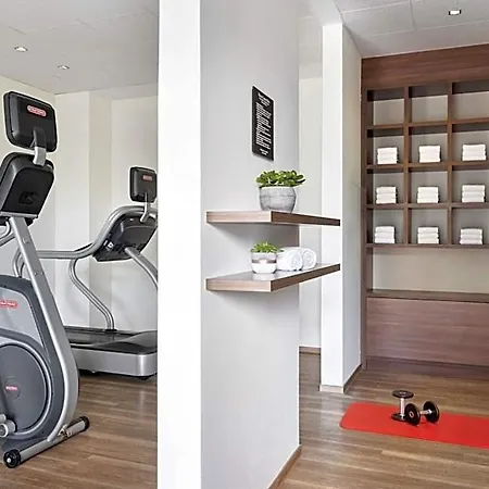 Courtyard By Marriott Wiesbaden-nordenstadt 4*