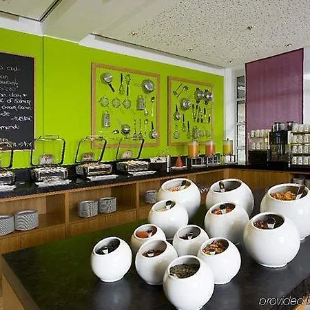 Hotel Courtyard By Marriott Wiesbaden-nordenstadt Wiesbaden