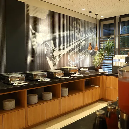 Courtyard By Marriott Wiesbaden-nordenstadt Hotel 4*
