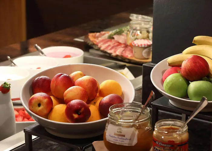 Courtyard By Marriott Wiesbaden-nordenstadt Otel Wiesbaden