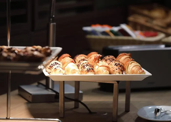 Courtyard By Marriott Wiesbaden-nordenstadt Otel