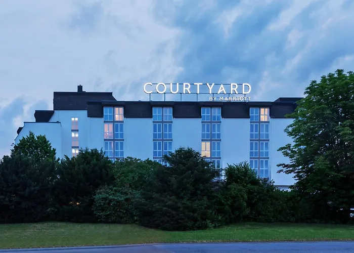 Otel Courtyard By Marriott Wiesbaden-nordenstadt