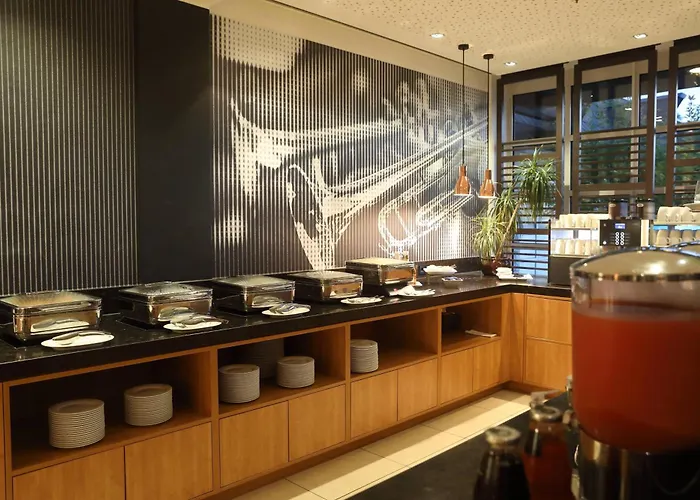 Courtyard By Marriott Wiesbaden-nordenstadt Szálloda 4*
