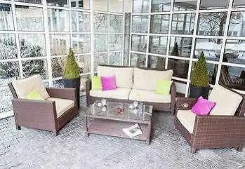 Otel Courtyard By Marriott Wiesbaden-nordenstadt